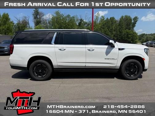 2023 GMC Yukon XL Denali