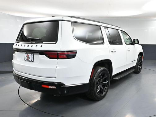 2024 Jeep Wagoneer Series II Carbide