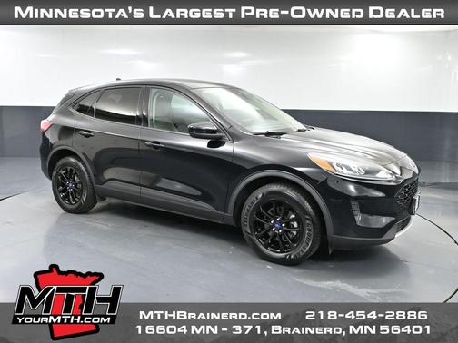 AGATE BLACK METALLIC 2020 Ford Escape SE