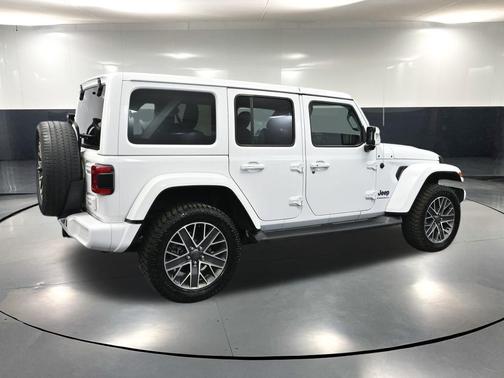 2023 Jeep Wrangler 4xe Sahara High Altitude