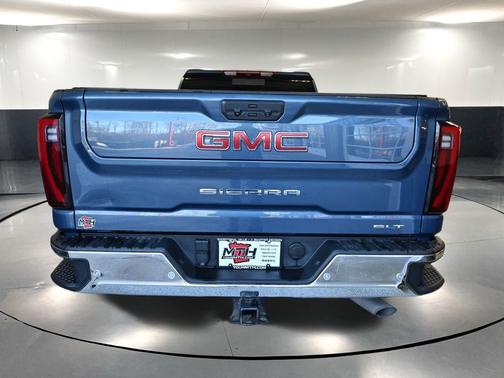 2024 GMC Sierra 3500 SLT
