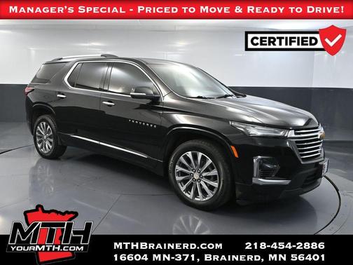 Mosaic Black Metallic 2023 Chevrolet Traverse Premier