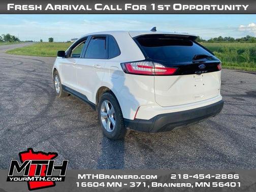 Oxford White 2023 Ford Edge SE