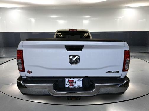 2021 RAM 2500 Tradesman Regular Cab 4x4 8' Box