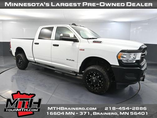 2022 RAM 2500 Tradesman Crew Cab 4x4 6'4' Box