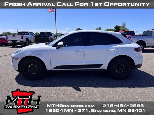 2018 Porsche Macan Base