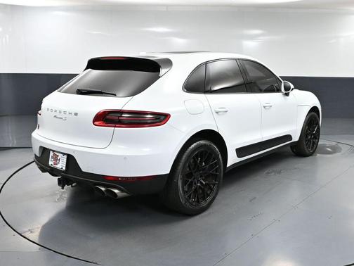 2018 Porsche Macan S