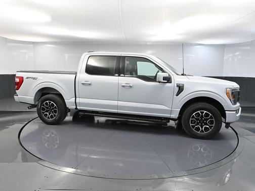 SPACE WHITE METALLIC 2022 Ford F-150 Lariat