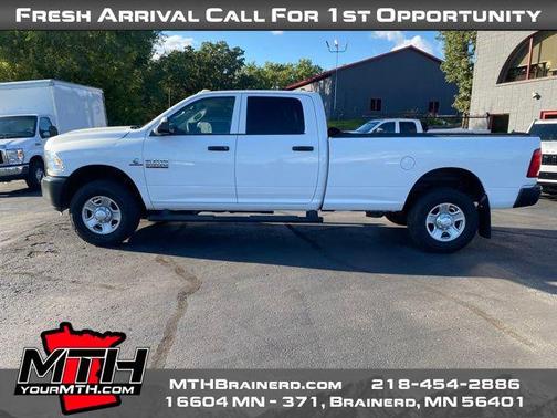 2018 RAM 2500 Tradesman Crew Cab 4x4 8' Box