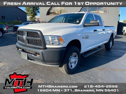 2018 RAM 2500 Tradesman Crew Cab 4x4 8' Box