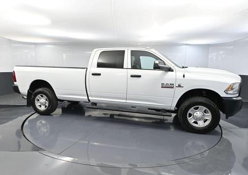 2018 RAM 2500 Tradesman Crew Cab 4x4 8' Box