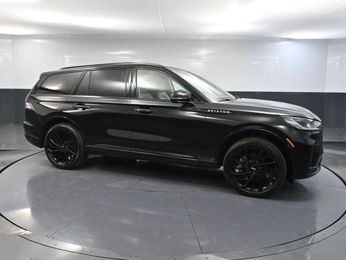 INFINITE BLACK MET CC 2025 Lincoln Aviator Reserve AWD