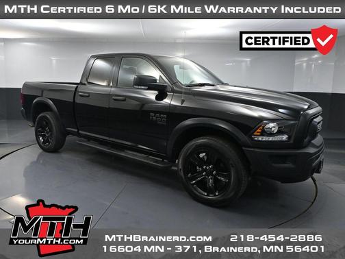 Diamond Black Crystal Pearlcoat 2024 RAM 1500 Classic Warlock Quad Cab 4x4 6'4' Box