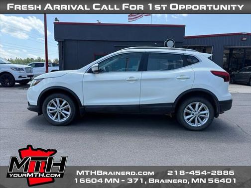 2018 Nissan Rogue Sport SV