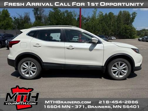 2018 Nissan Rogue Sport SV