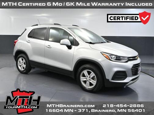 Silver Ice Metallic 2022 Chevrolet Trax LT
