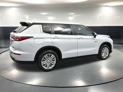 2023 Mitsubishi Outlander PHEV ES S-AWC