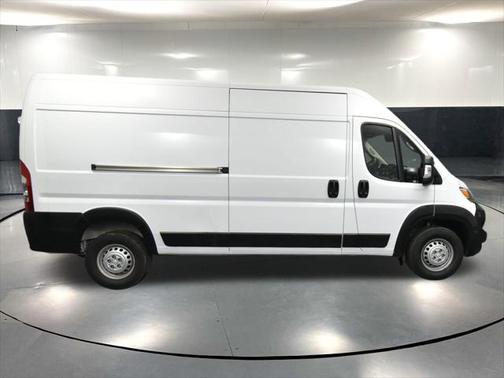 2025 RAM ProMaster 2500 Tradesman