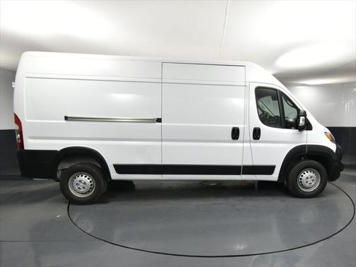 2025 RAM ProMaster 2500 Tradesman