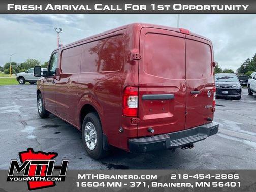2021 Nissan NV Cargo NV3500 HD S V8