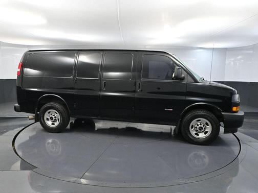 2018 GMC Savana 2500 Work Van