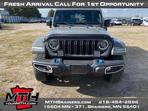 Sting-Gray Clearcoat 2022 Jeep Wrangler Unlimited 4xe Sahara