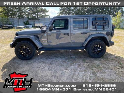 Sting-Gray Clearcoat 2022 Jeep Wrangler Unlimited 4xe Sahara