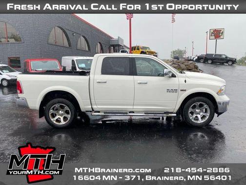 2017 RAM 1500 Laramie