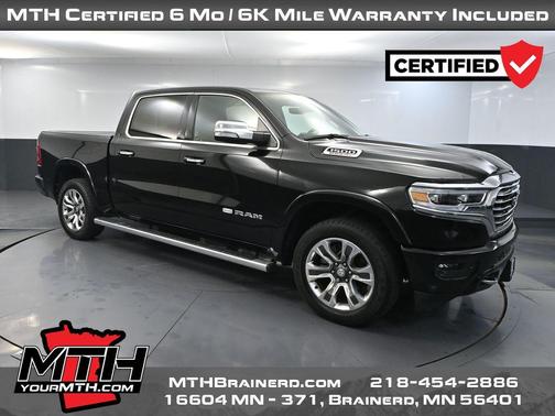 Diamond Black Crystal Pearlcoat 2022 RAM 1500 Longhorn