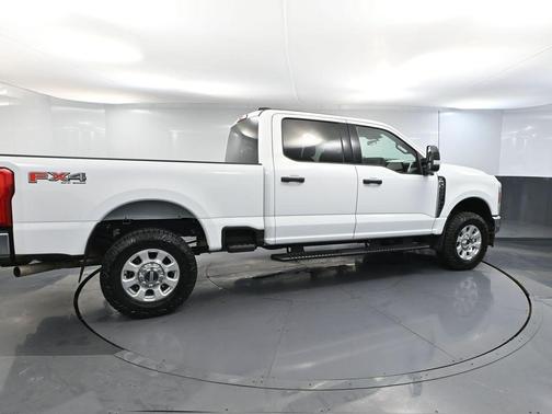 2024 Ford F-350 XLT