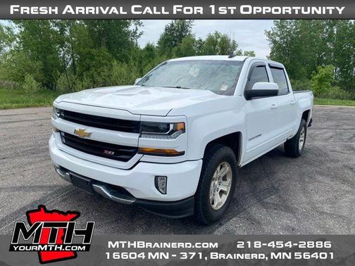 Summit White 2017 Chevrolet Silverado 1500 2LT