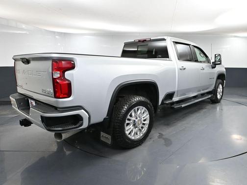 2022 Chevrolet Silverado 2500 High Country