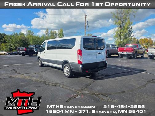 2022 Ford Transit-350 XL