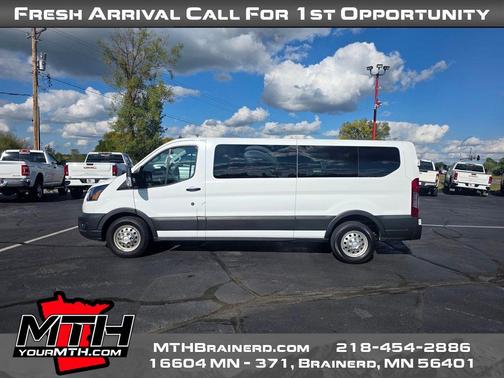 2022 Ford Transit-350 XL