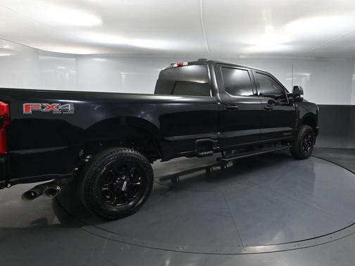 Agate Black Metallic 2024 Ford F-350 XLT