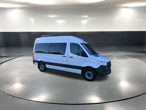 2024 Mercedes-Benz Sprinter 2500 Standard Roof