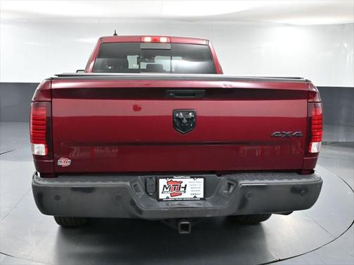 2020 RAM 1500 Classic Warlock Quad Cab 4x4 6'4' Box