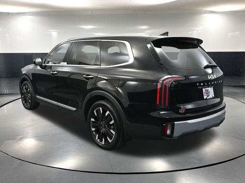 Ebony Black 2023 Kia Telluride SX X-Line