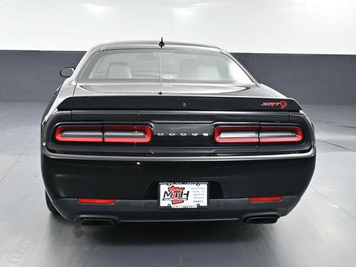 2017 Dodge Challenger SRT Hellcat