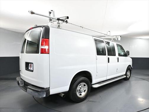 2021 Chevrolet Express 2500 RWD 2500 Regular Wheelbase WT