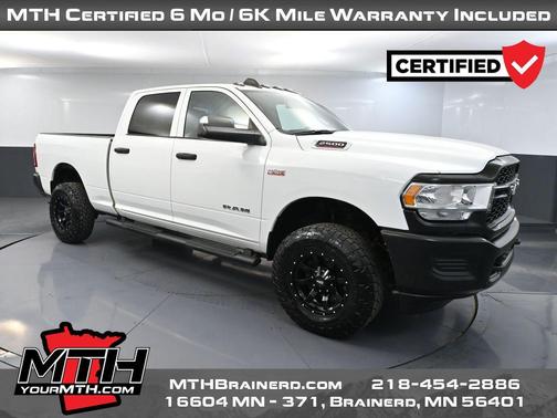 2022 RAM 2500 Tradesman Crew Cab 4x4 6'4' Box