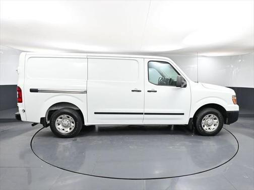 2017 Nissan NV Cargo NV2500 HD SV V6