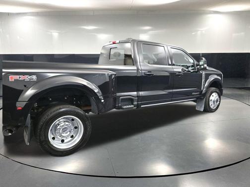 2024 Ford F-450 Lariat