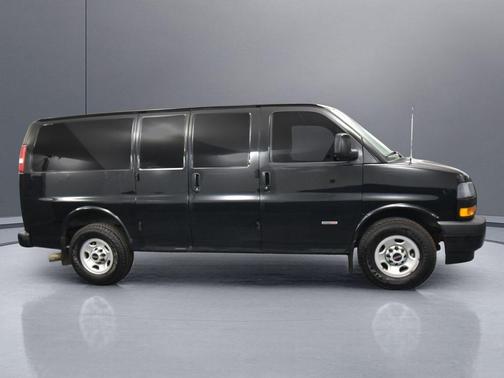 2018 GMC Savana 2500 Work Van