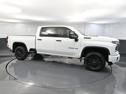 2024 Chevrolet Silverado 2500 LTZ
