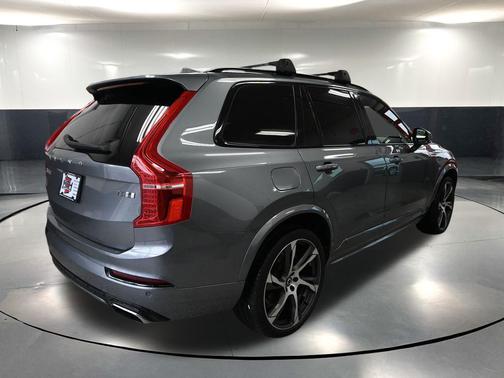 2020 Volvo XC90 T5 R-Design