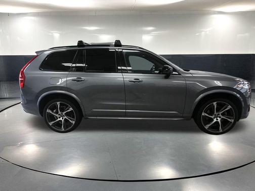 2020 Volvo XC90 T5 R-Design