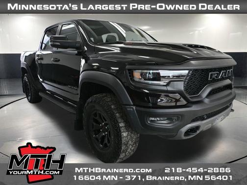 Diamond Black Crystal Pearlcoat 2023 RAM 1500 TRX