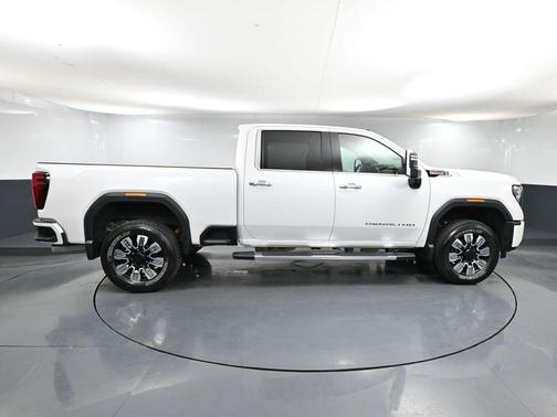 2025 GMC Sierra 3500 Denali