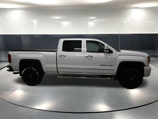 2015 GMC Sierra 2500 Denali